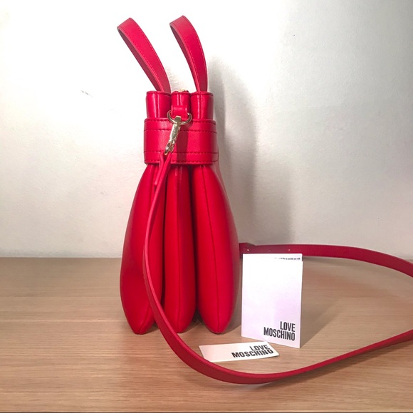 LOVE MOSCHINO NWT Red Handbag with Heart Chain - Picture 7 of 15